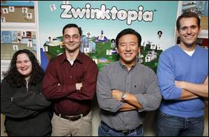 Zwinky in the Journal News